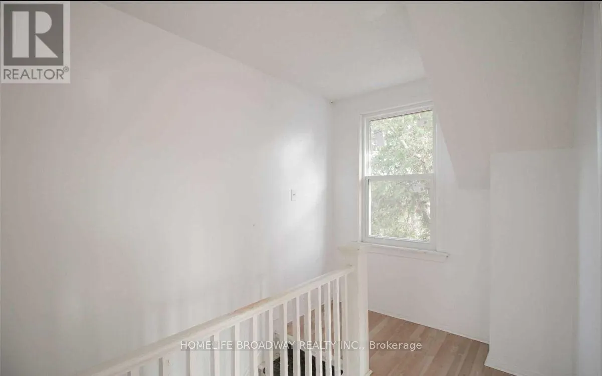 1354 CAROLINE STREET