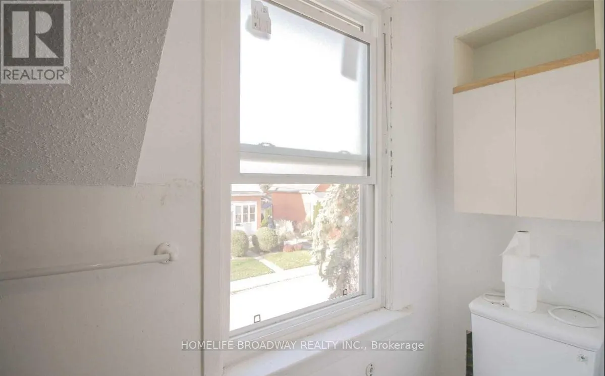 1354 CAROLINE STREET