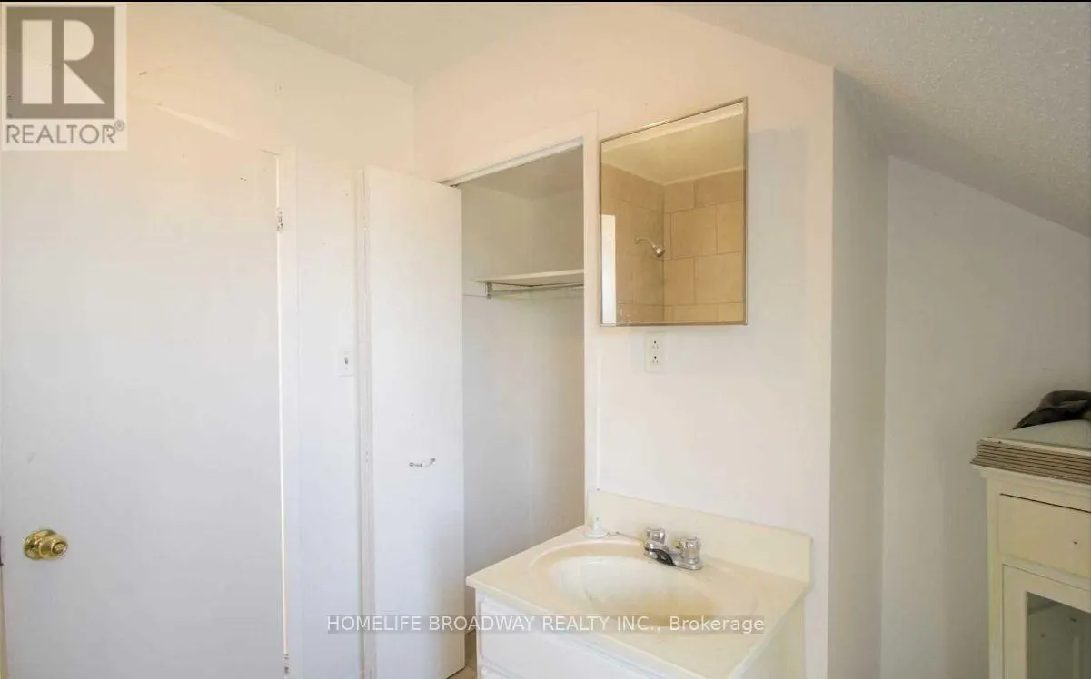 1354 CAROLINE STREET