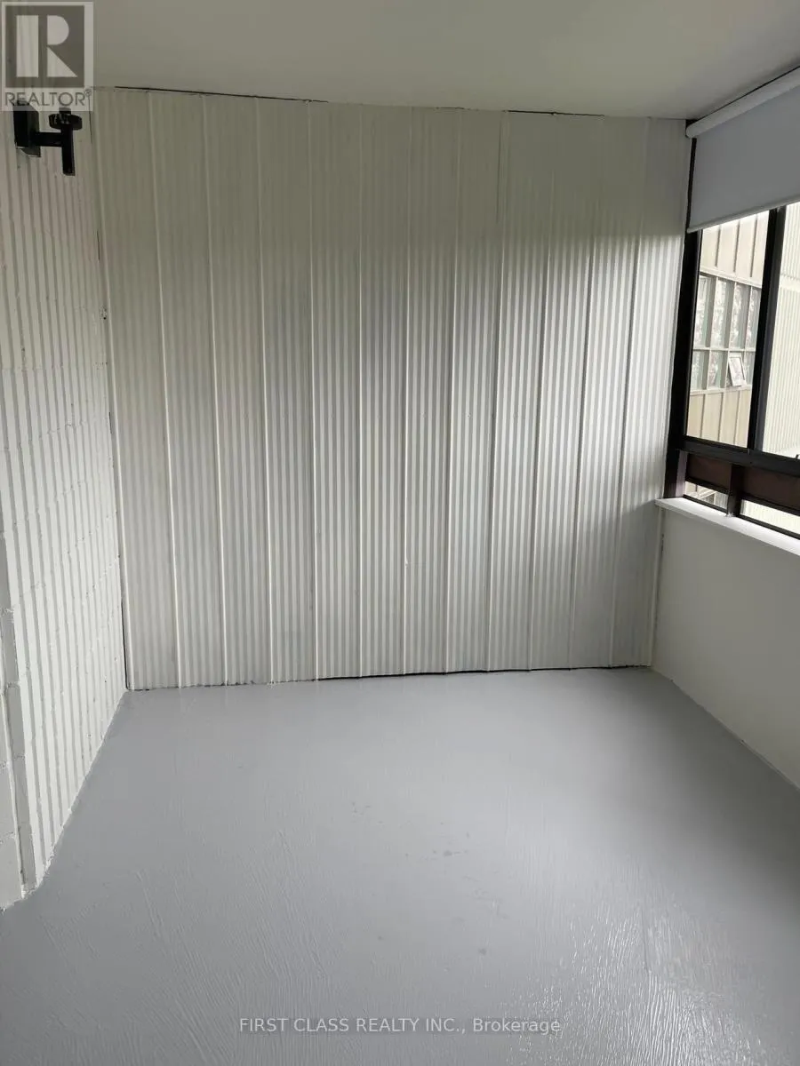 602 - 2323 CONFEDERATION PARKWAY