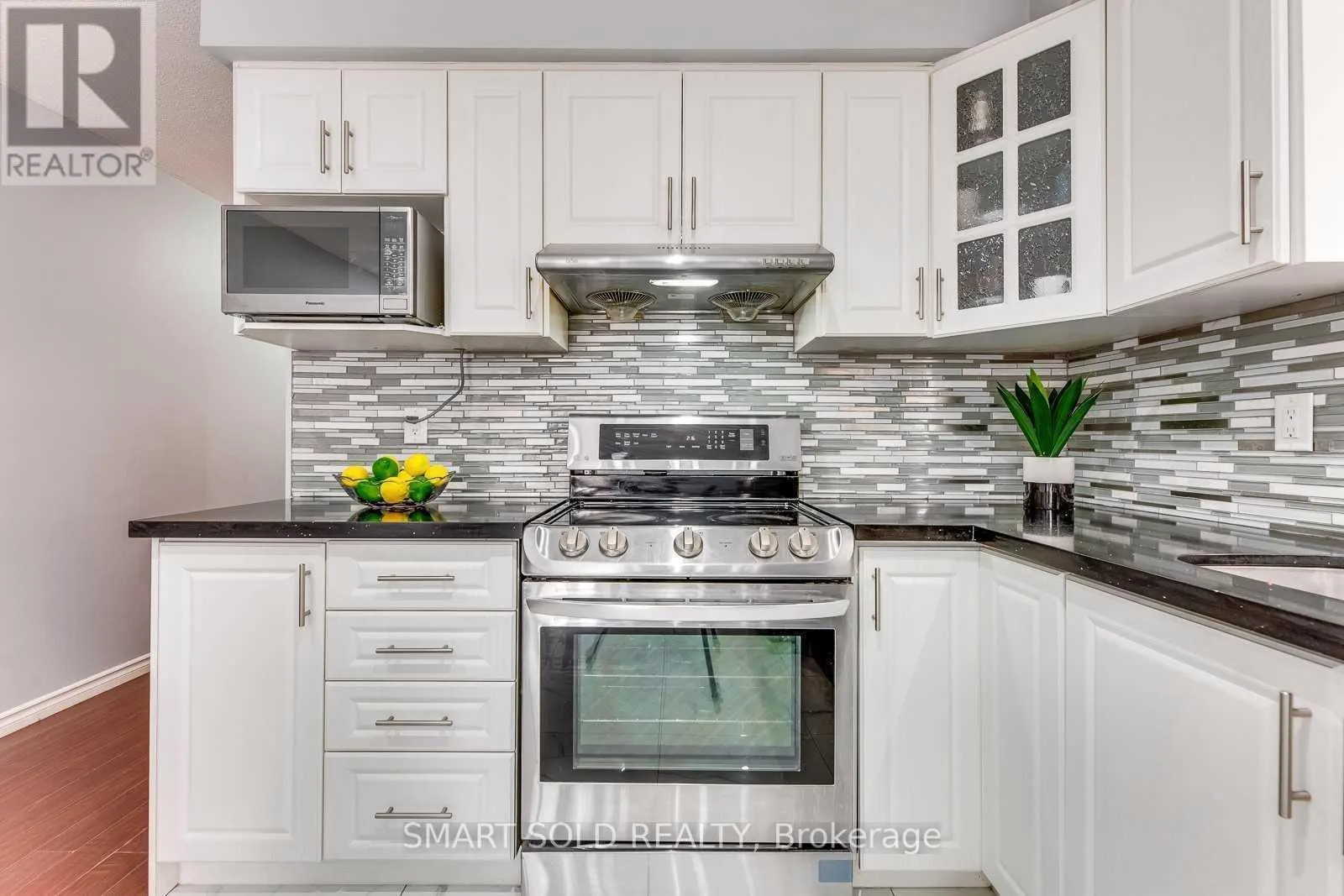 UPPER - 36B LAMBTON AVENUE