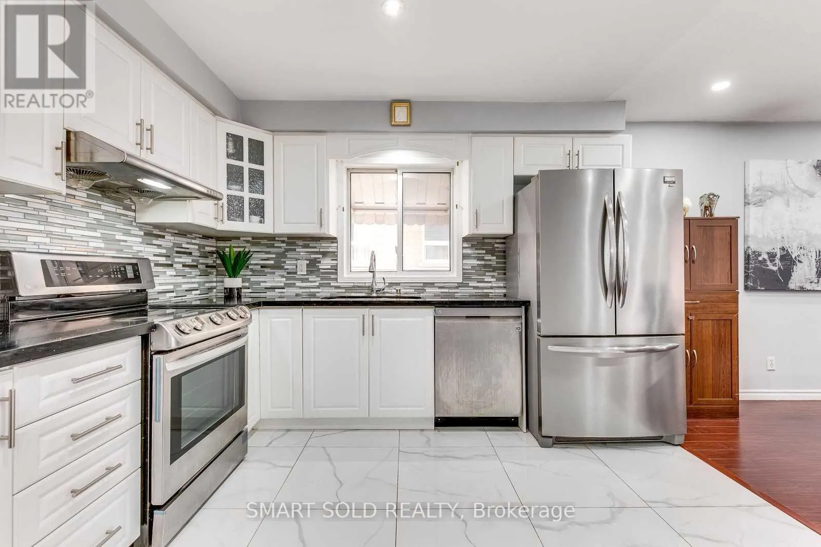 UPPER - 36B LAMBTON AVENUE