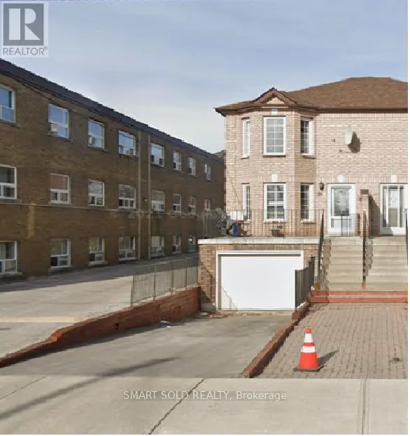 UPPER - 36B LAMBTON AVENUE