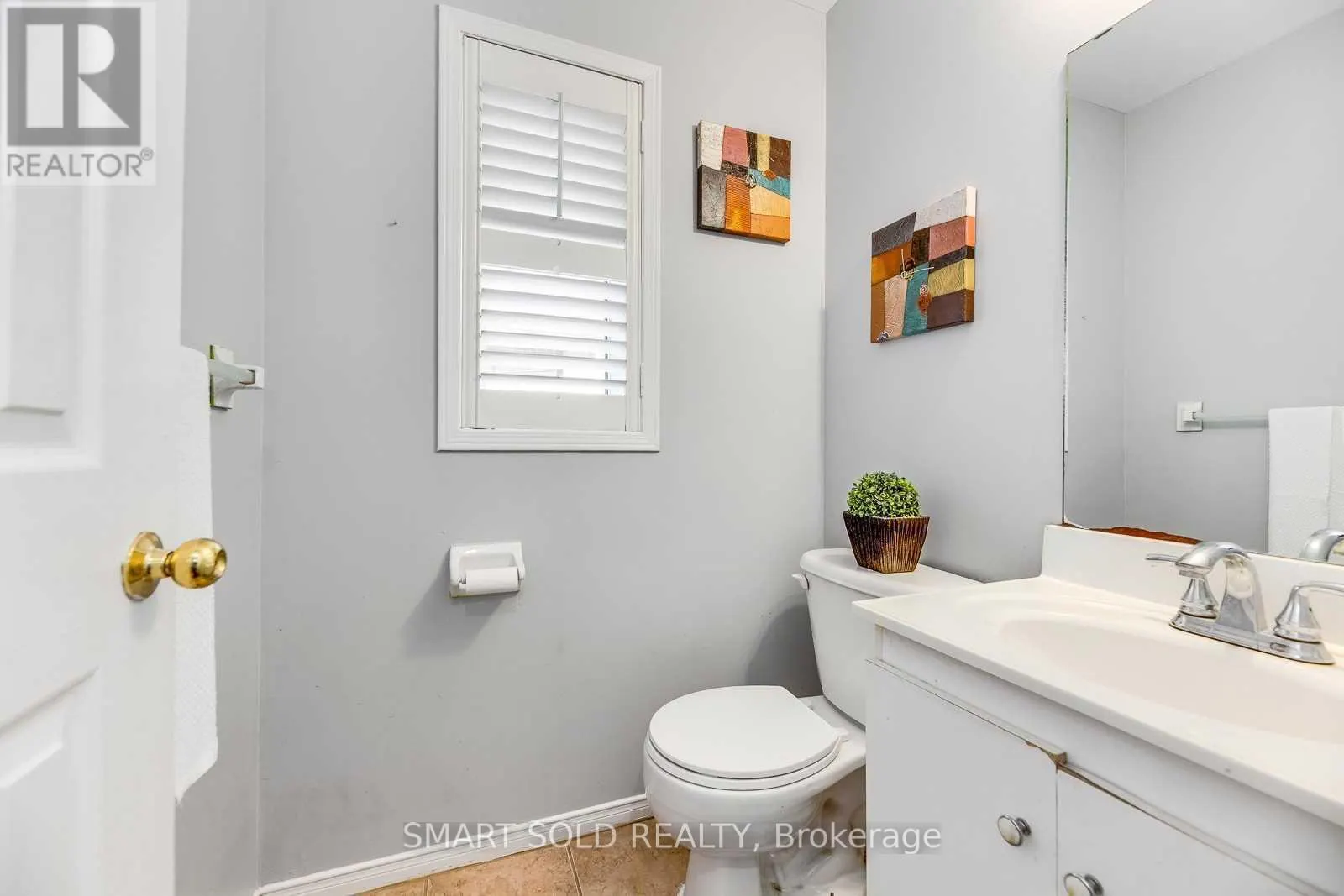 UPPER - 36B LAMBTON AVENUE