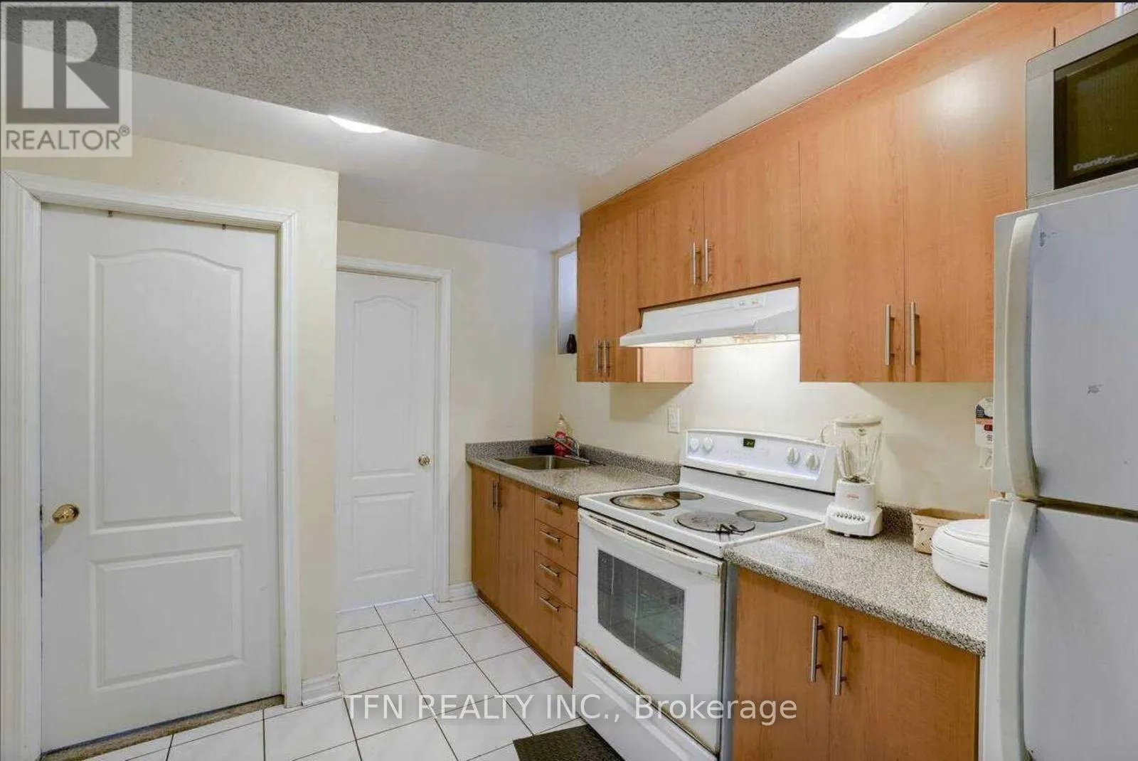 41 CALM WATER CRESCENT