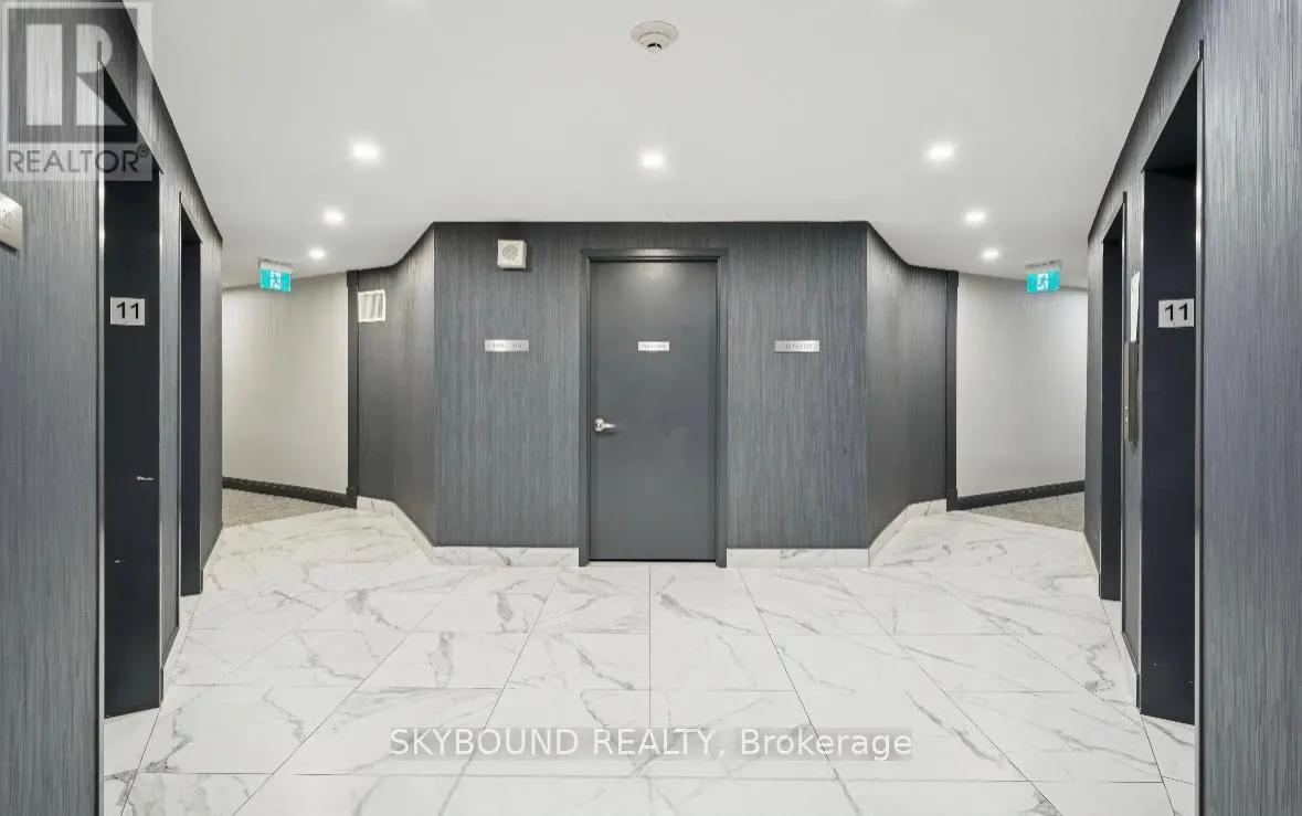 602 - 451 THE WEST MALL