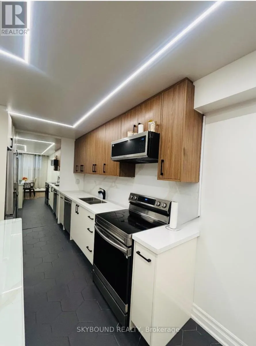 602 - 451 THE WEST MALL