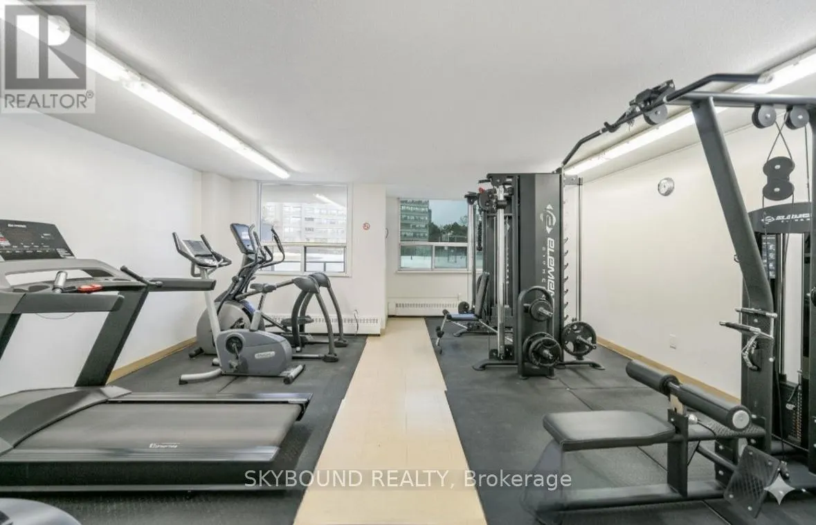 602 - 451 THE WEST MALL