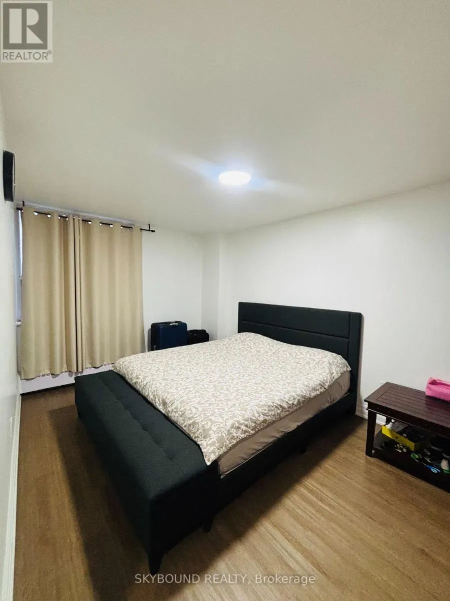 602 - 451 THE WEST MALL