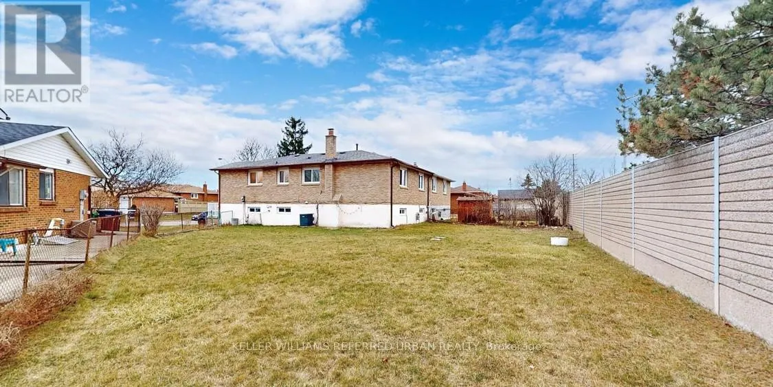 133 MANITOU CRESCENT