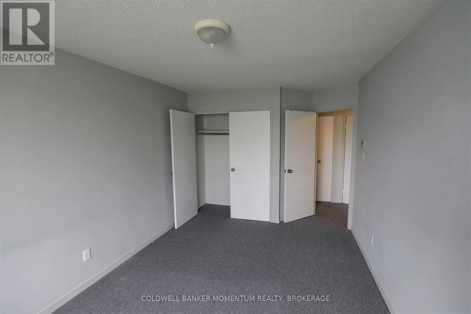 3352 LAKE SHORE BOULEVARD W