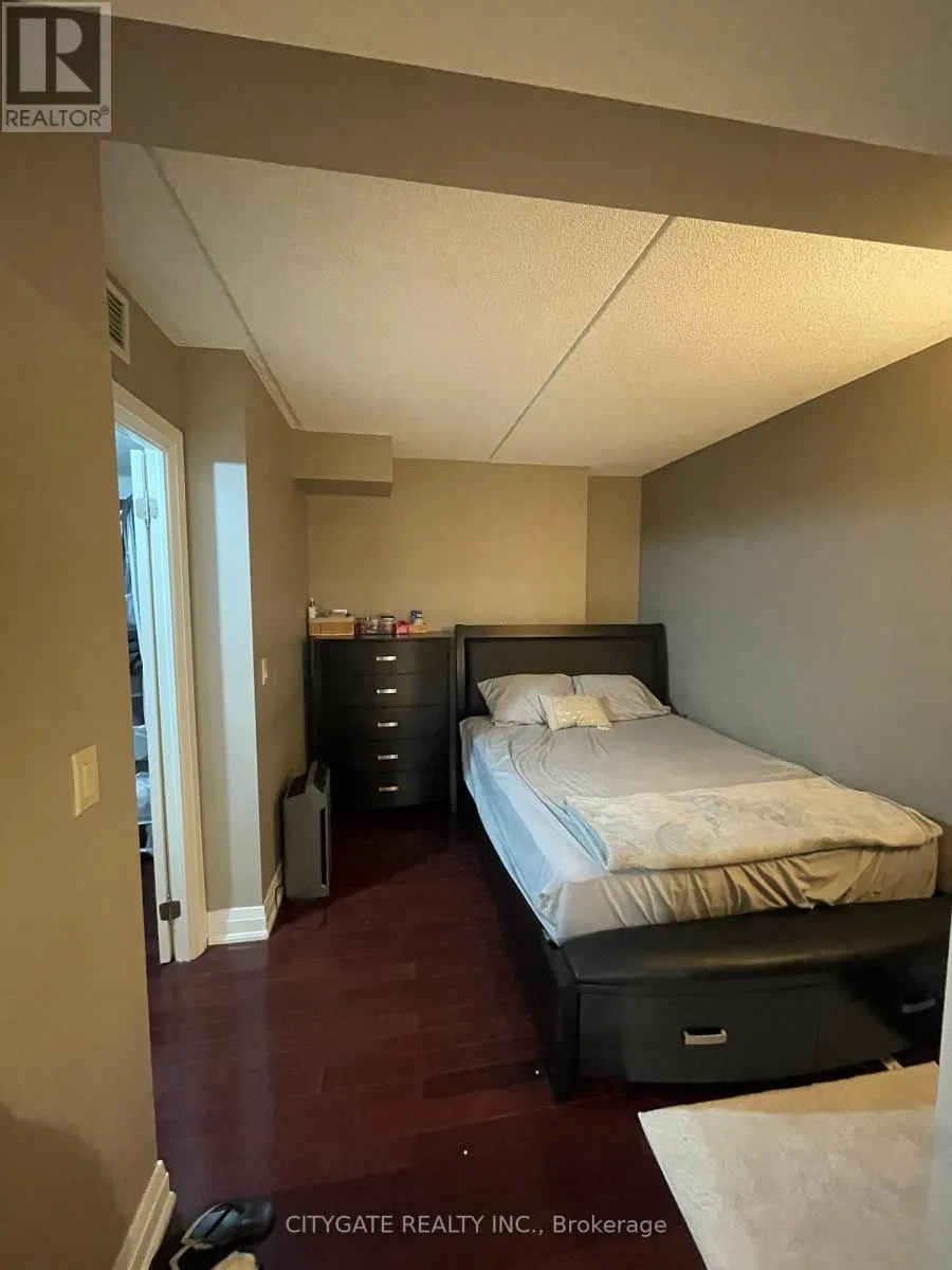 604 - 2737 KEELE STREET