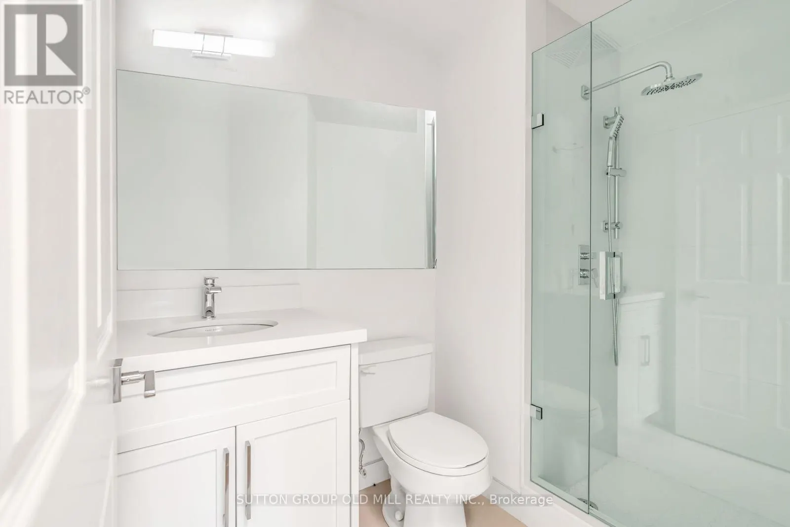 206 - 10 OLD MILL TRAIL