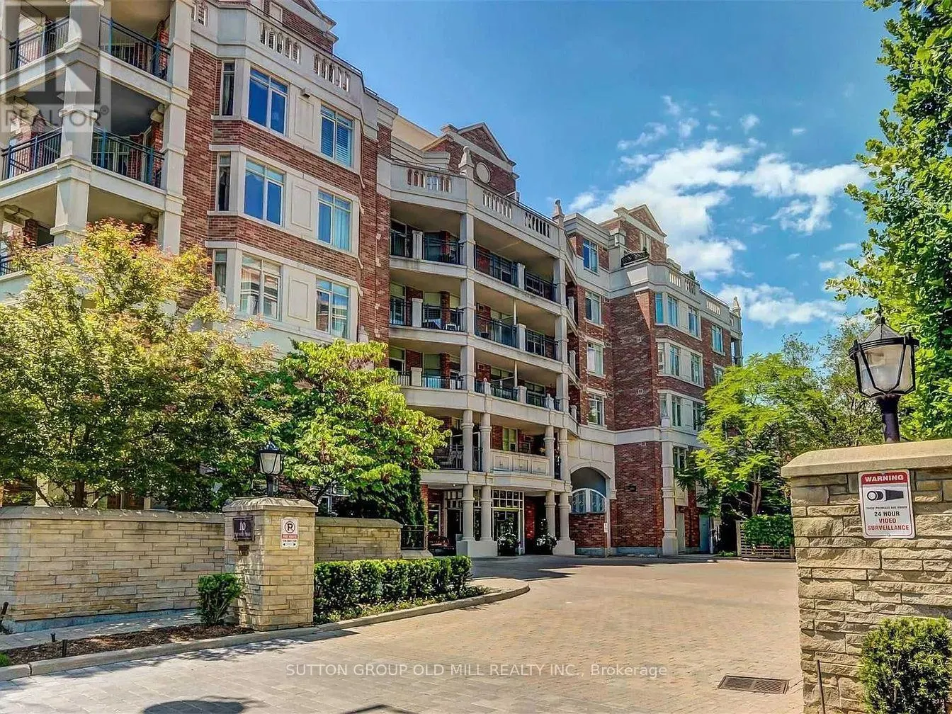 206 - 10 OLD MILL TRAIL