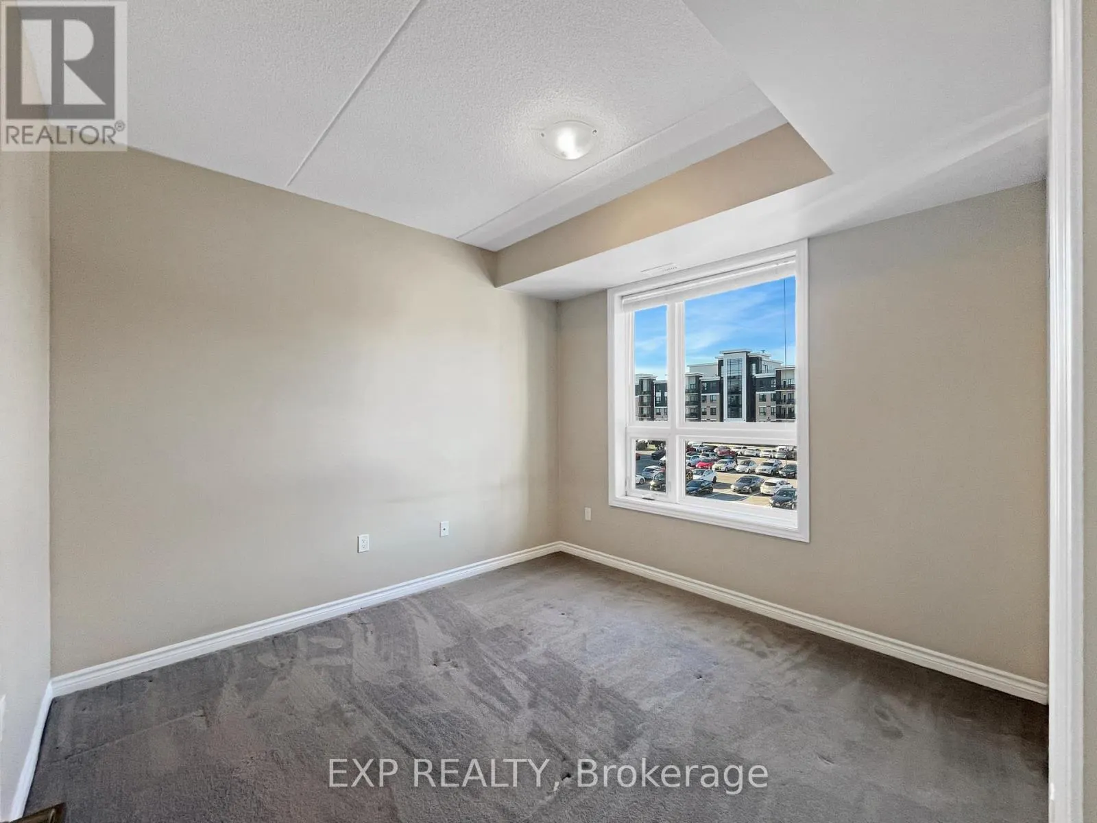 324 - 630 SAUVE STREET