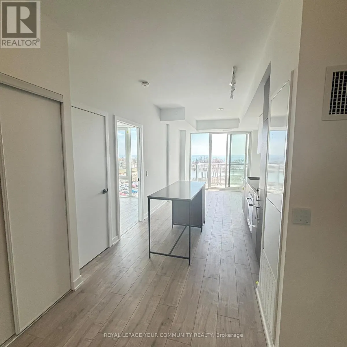 611 - 220 MISSINNIHE WAY