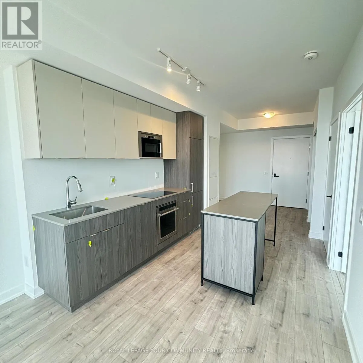 611 - 220 MISSINNIHE WAY