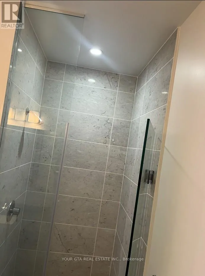 PH05 - 2212 LAKE SHORE BLVD W BOULEVARD