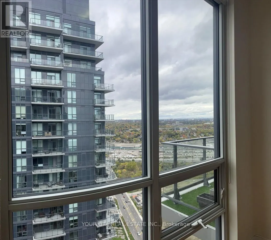 PH05 - 2212 LAKE SHORE BLVD W BOULEVARD