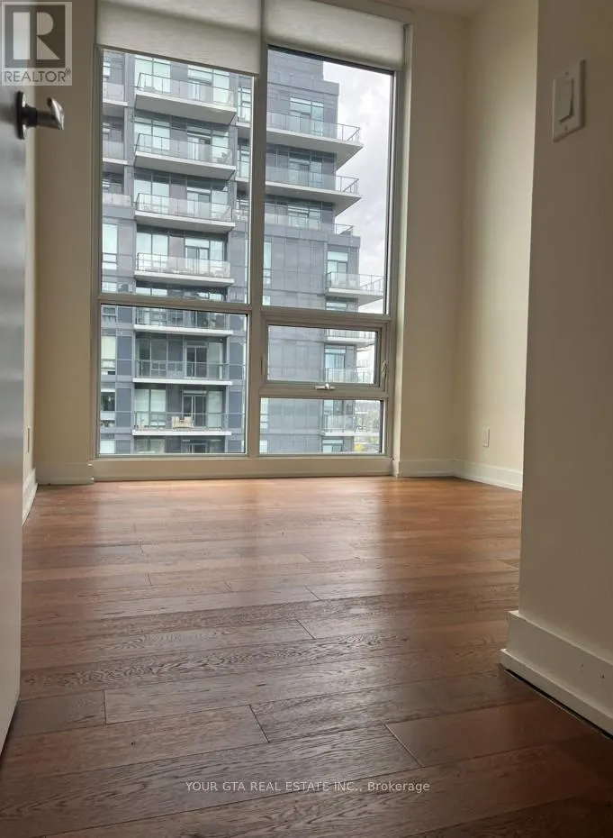 PH05 - 2212 LAKE SHORE BLVD W BOULEVARD