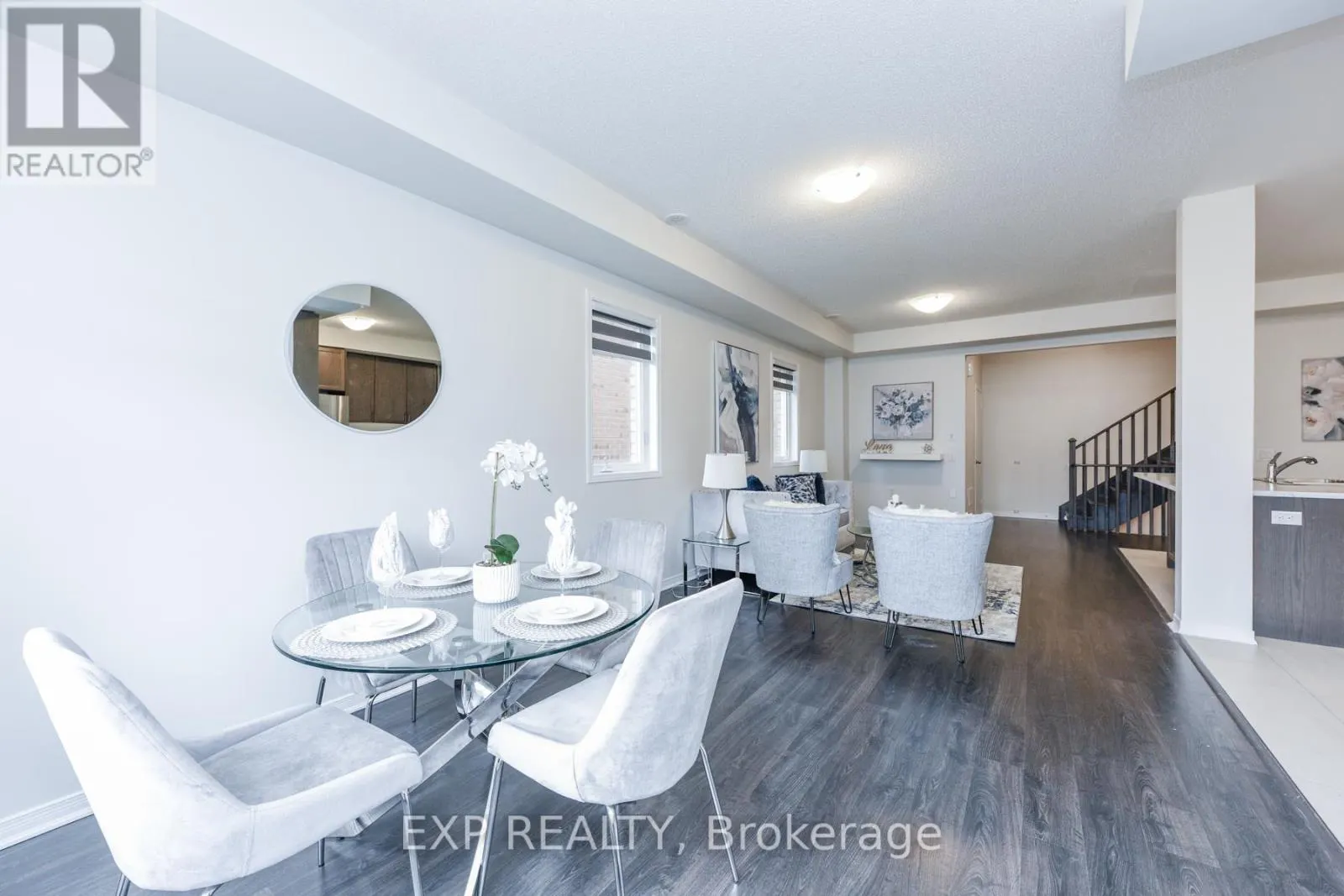 10 LOWES HILL CIRCLE