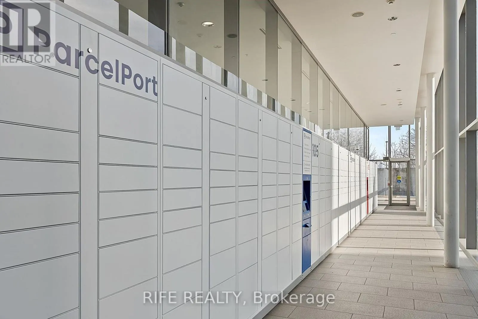 2512 - 103 THE QUEENSWAY AVENUE