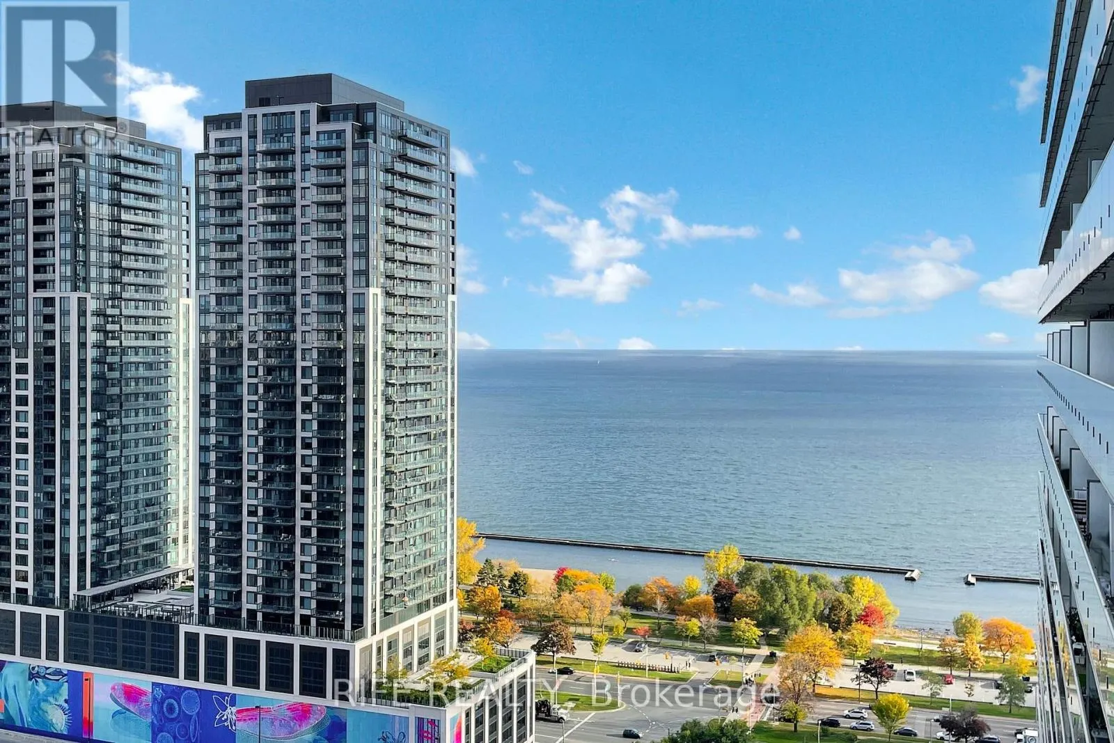 2512 - 103 THE QUEENSWAY AVENUE