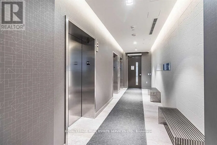 1008 - 2560 EGLINTON AVENUE W