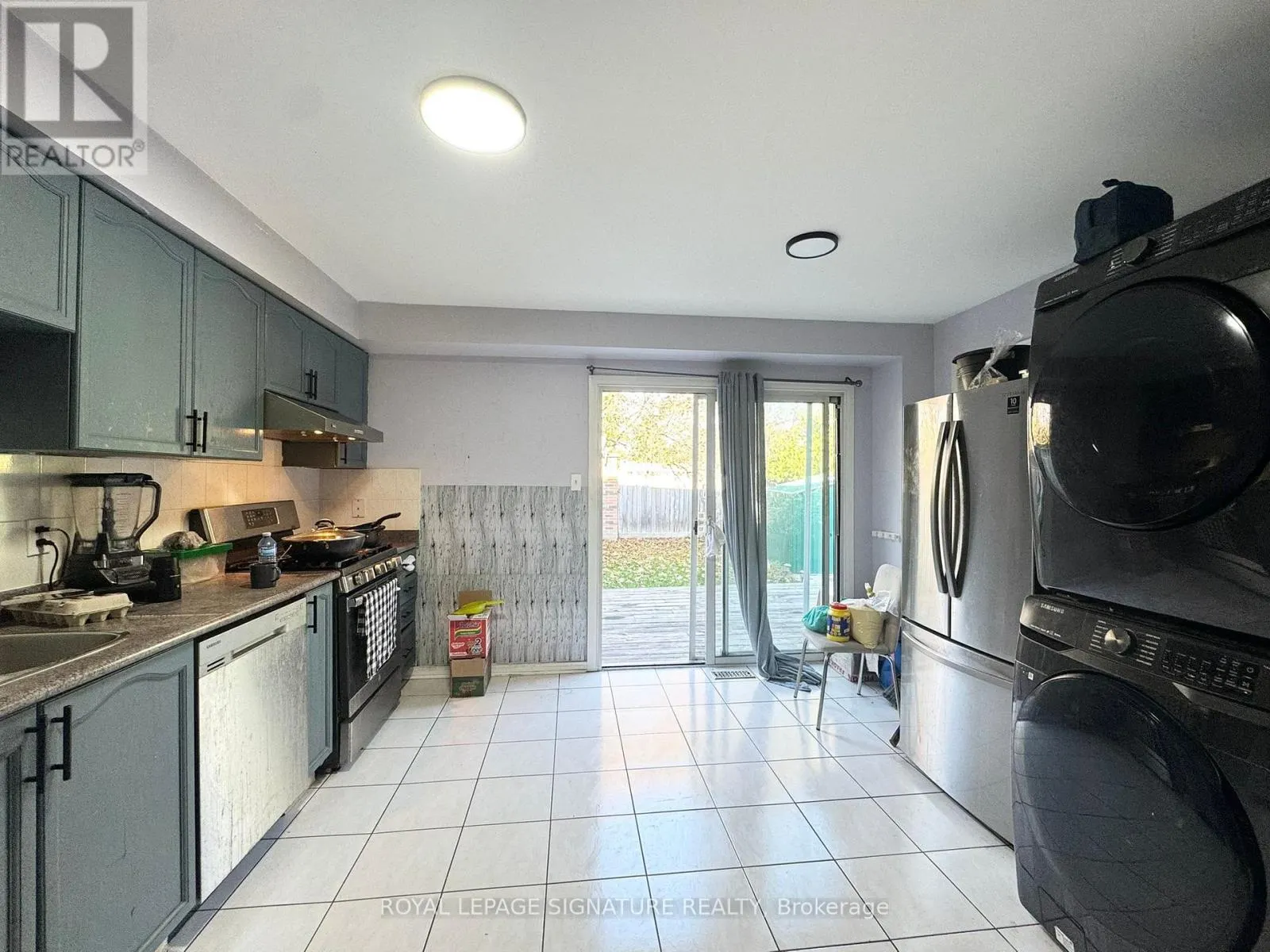 UPPER - 13 SOUTHWELL PLACE