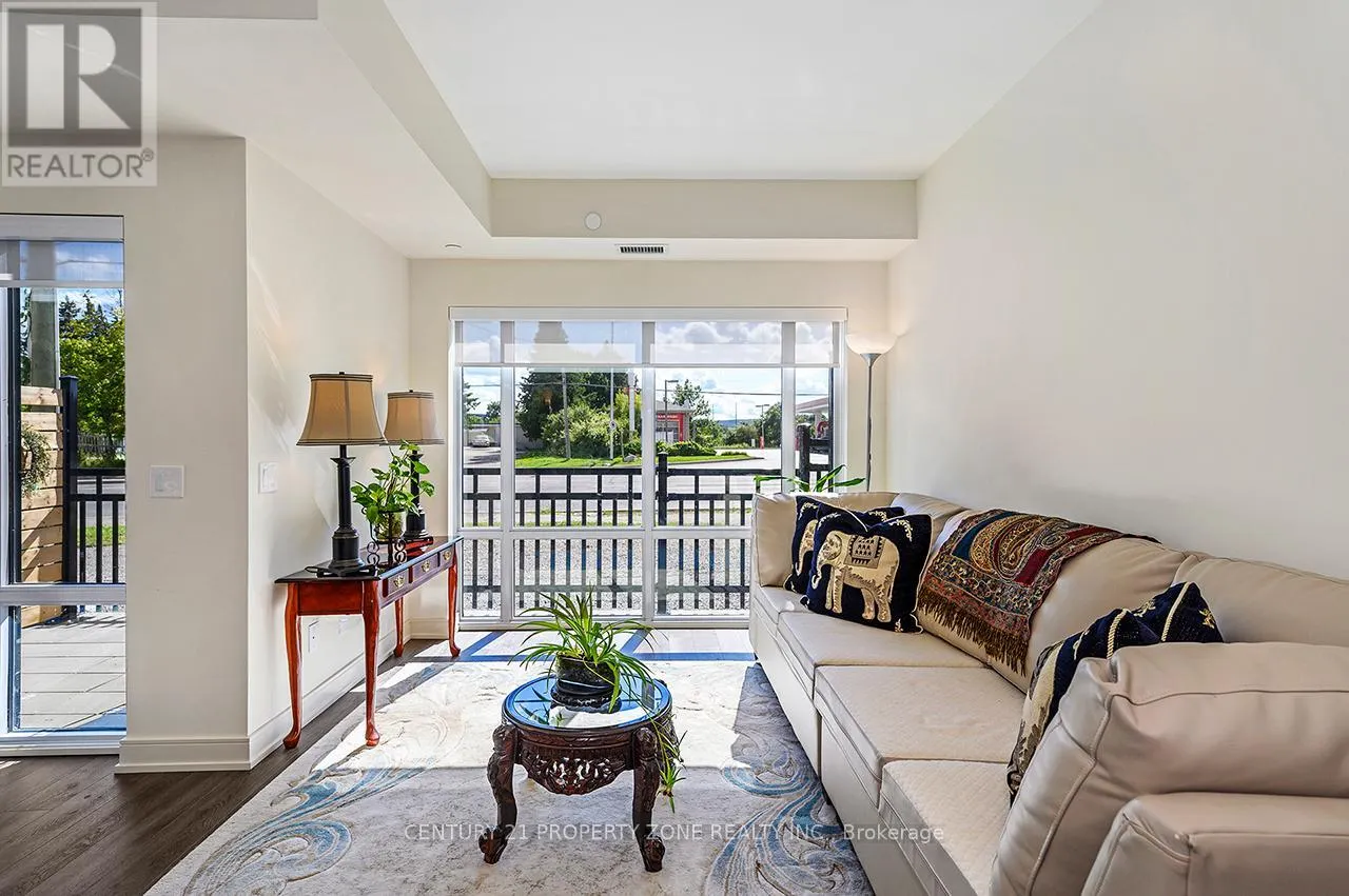 TH 105 - 8010 DERRY ROAD W