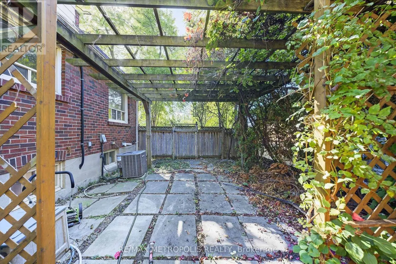 MAIN - 78 HAROLD STREET