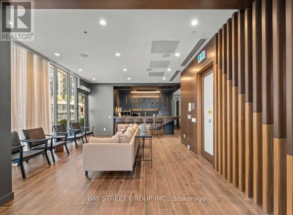 3107 - 70 ANNIE CRAIG DRIVE