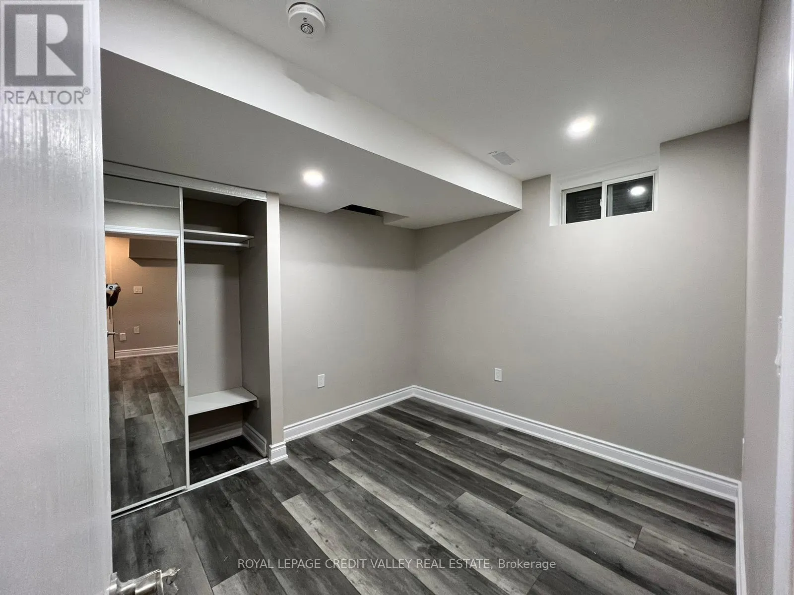 62 EAGLERIDGE DRIVE E