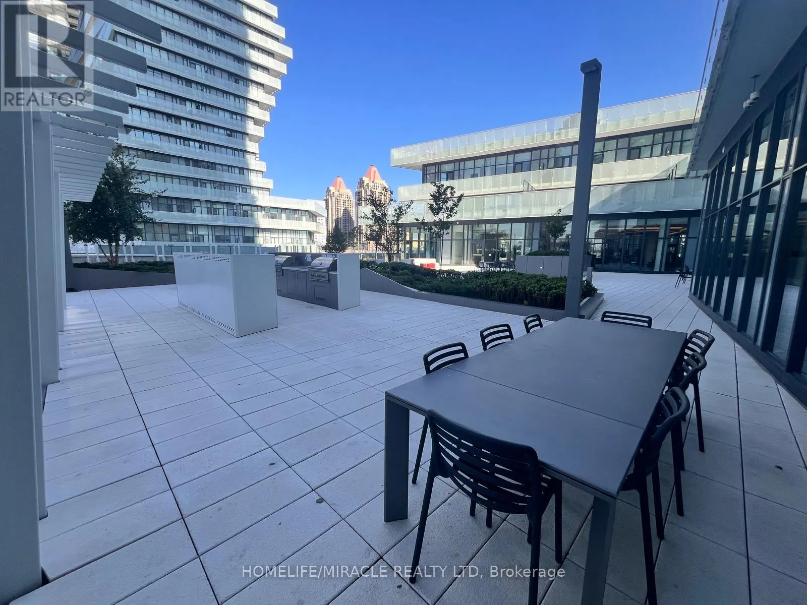 4308 - 3883 QUARTZ ROAD