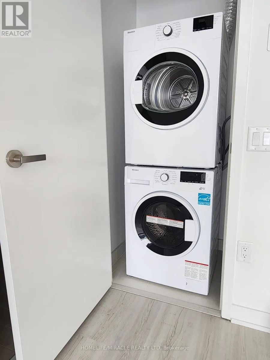 4308 - 3883 QUARTZ ROAD