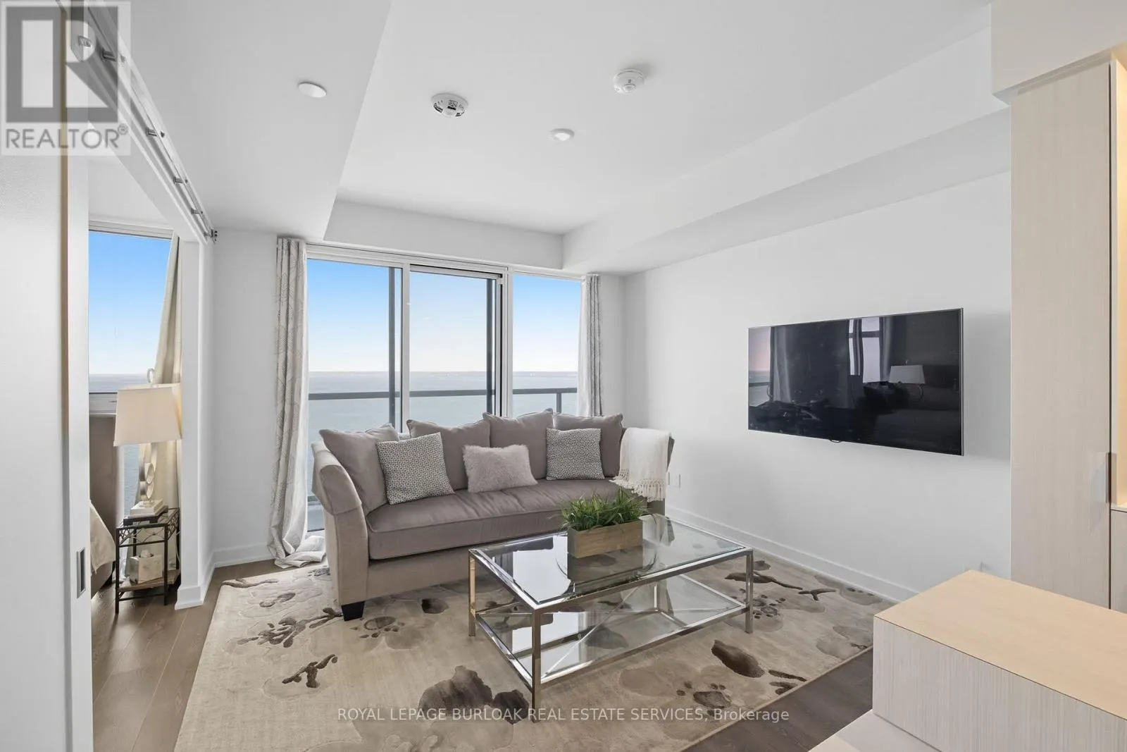 1805 - 370 MARTHA STREET