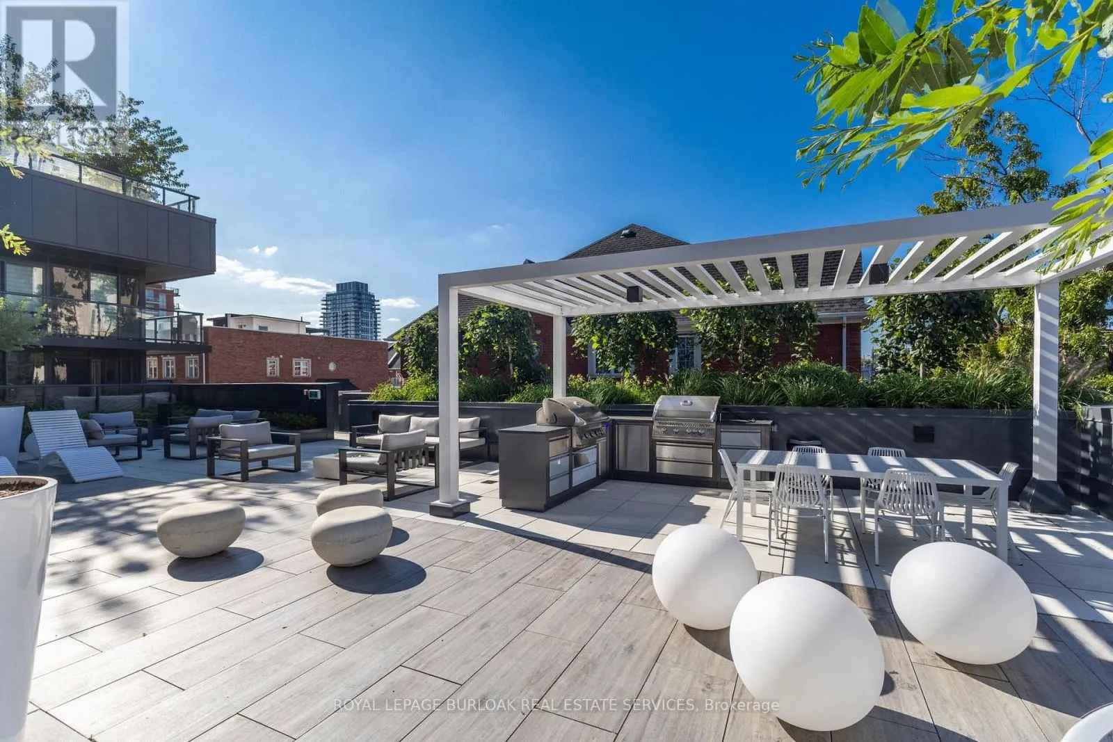 1805 - 370 MARTHA STREET