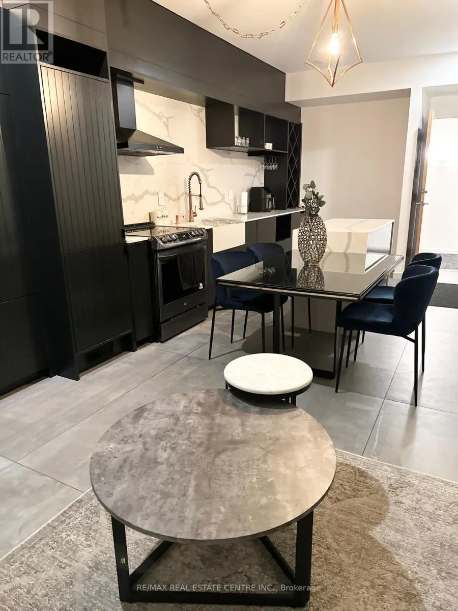 503 - 220 BURNHAMTHORPE ROAD W