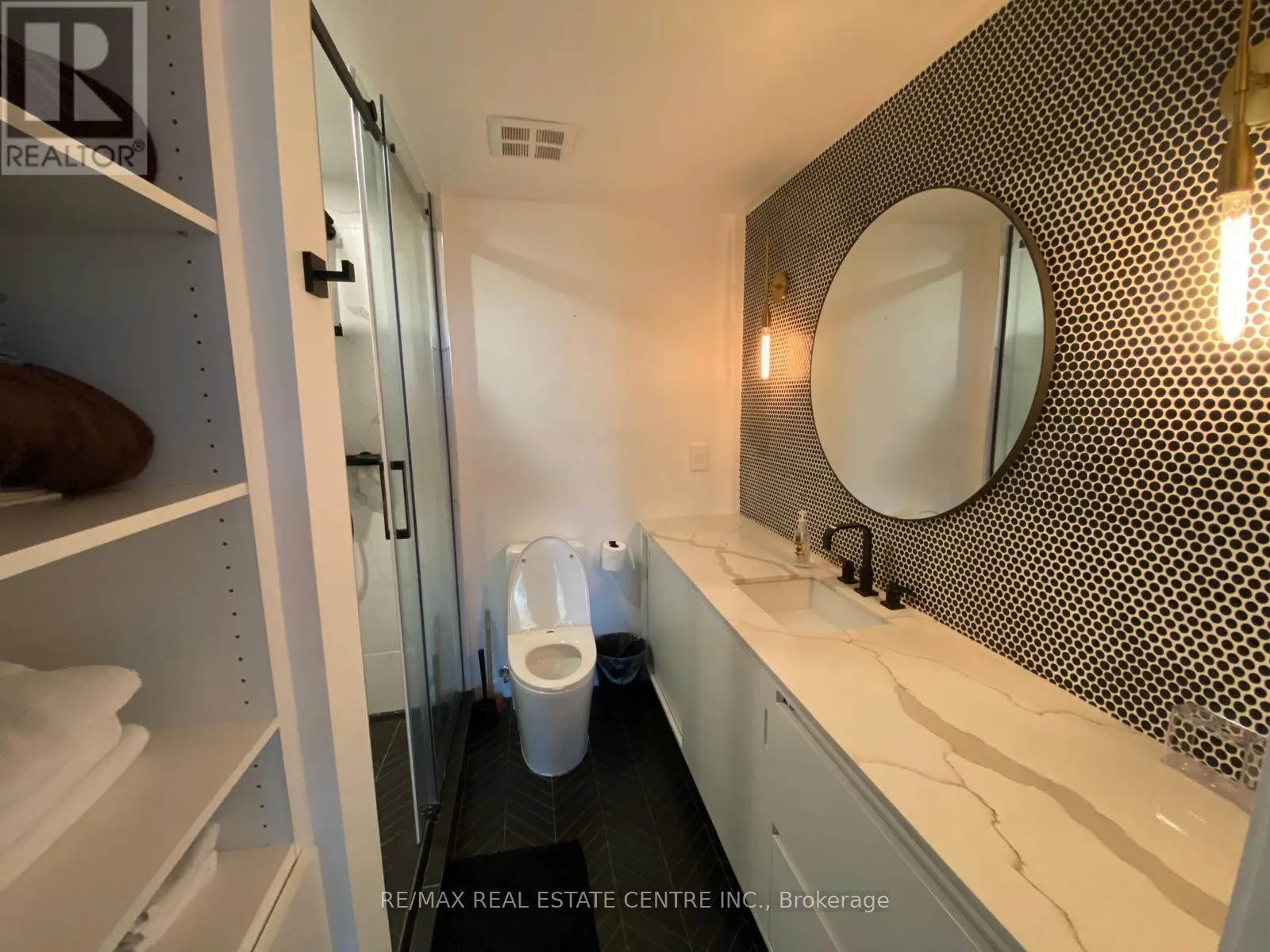 503 - 220 BURNHAMTHORPE ROAD W