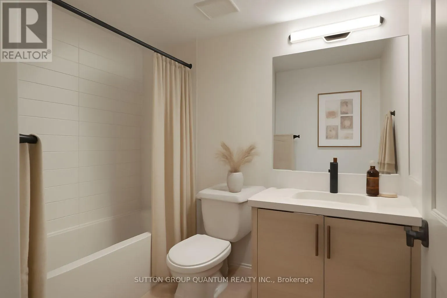 716 - 25 KINGSBRIDGE GARDEN CIRCLE