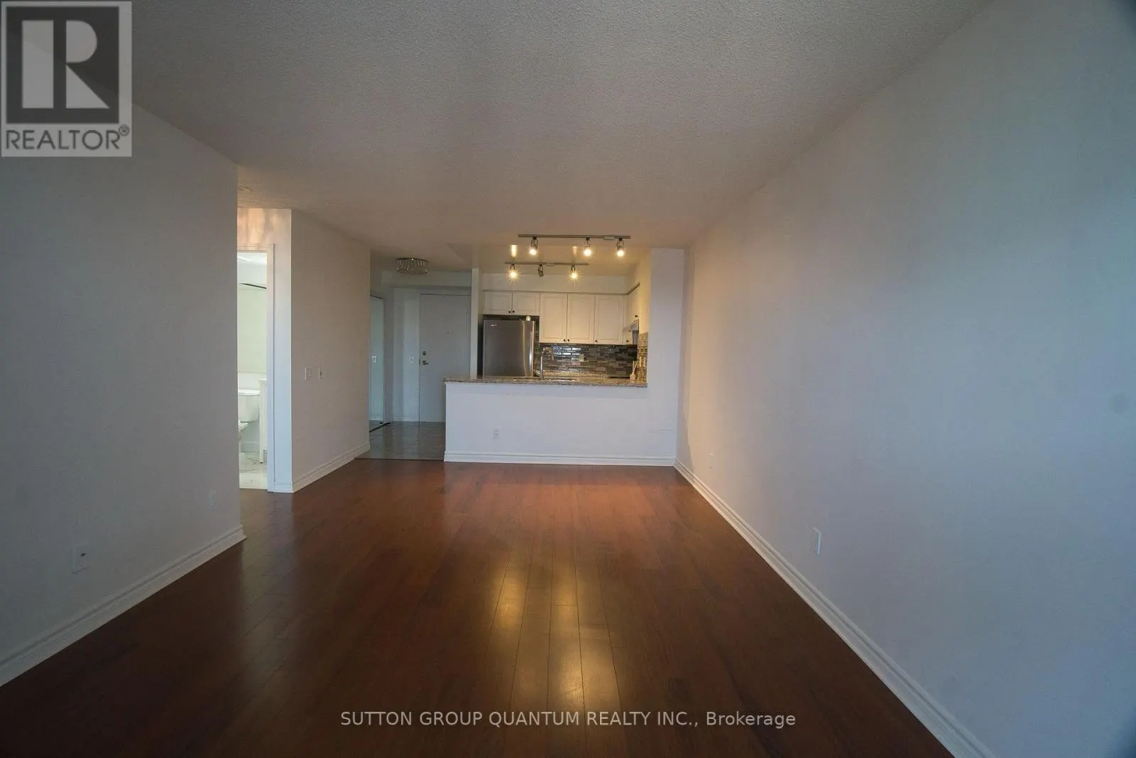 716 - 25 KINGSBRIDGE GARDEN CIRCLE