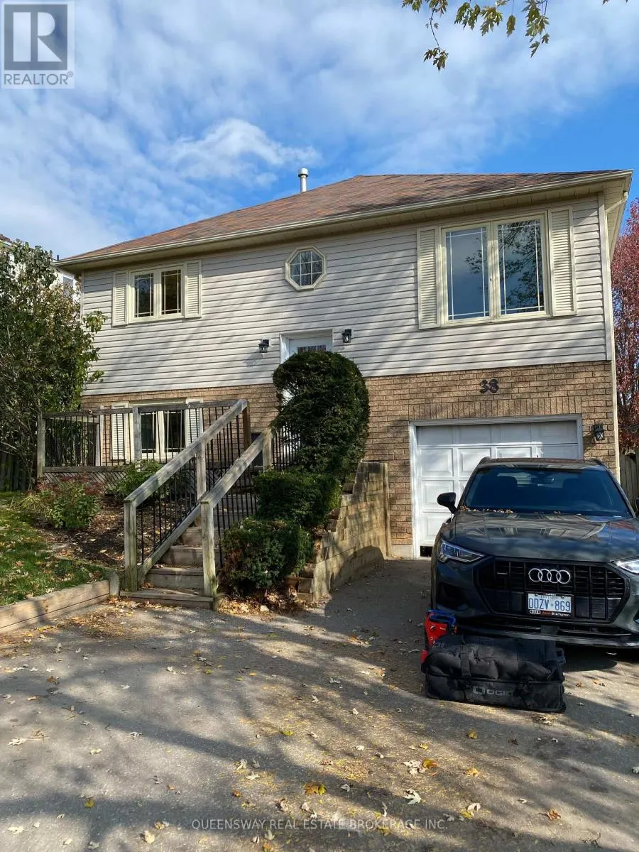 38 EASTVIEW CRESCENT