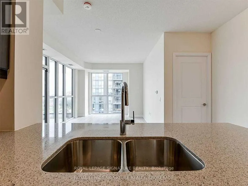 603 - 65 WATERGARDEN DRIVE