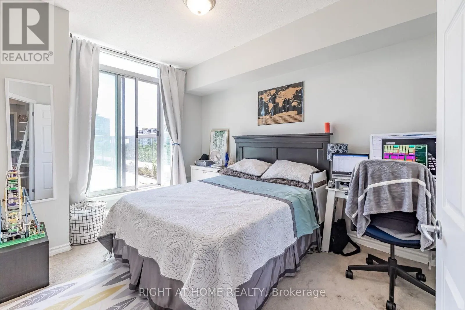 503 - 3504 HURONTARIO STREET