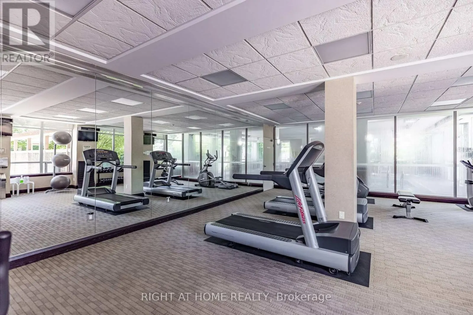 503 - 3504 HURONTARIO STREET