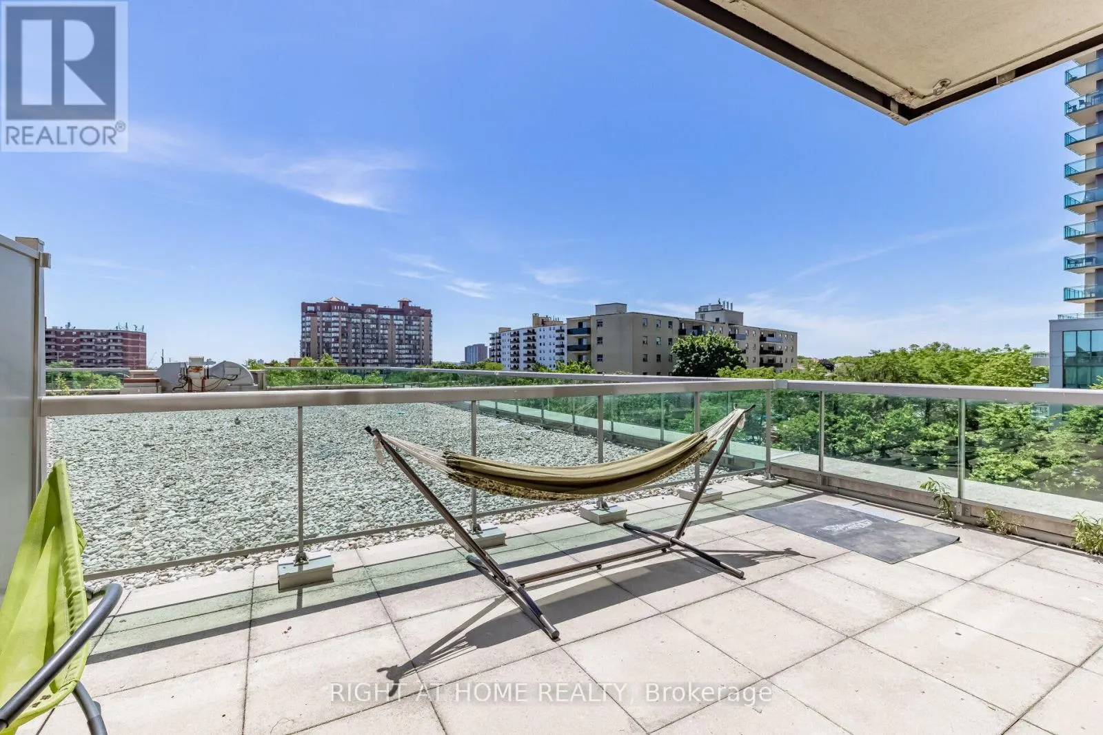 503 - 3504 HURONTARIO STREET