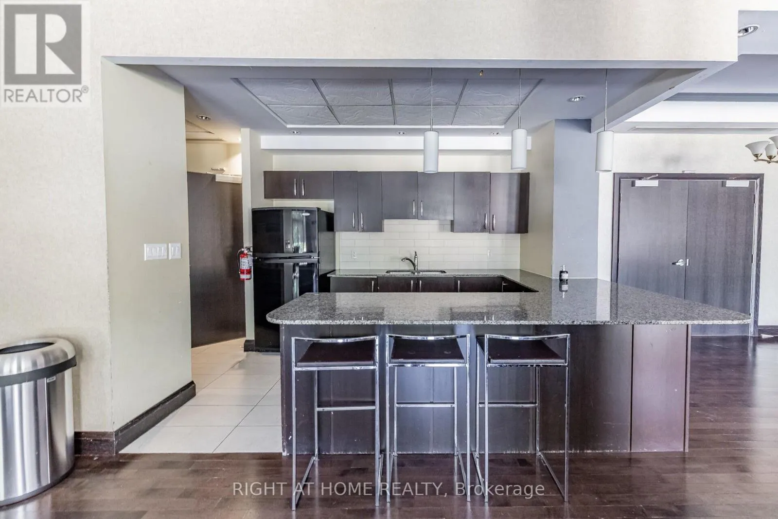 503 - 3504 HURONTARIO STREET