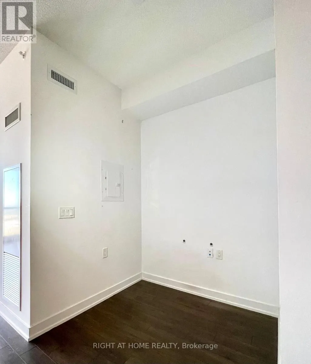 2208 - 10 PARK LAWN ROAD