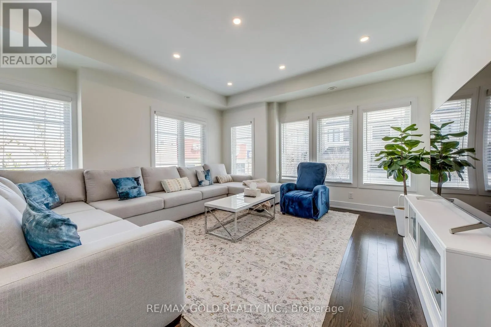 561 MERMAID CRESCENT