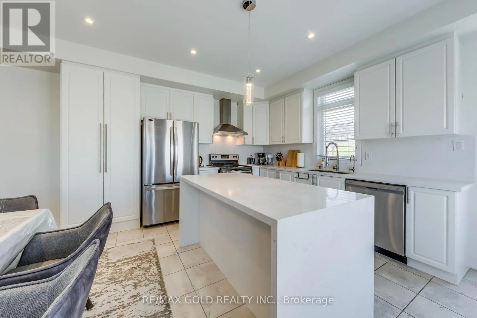 561 MERMAID CRESCENT